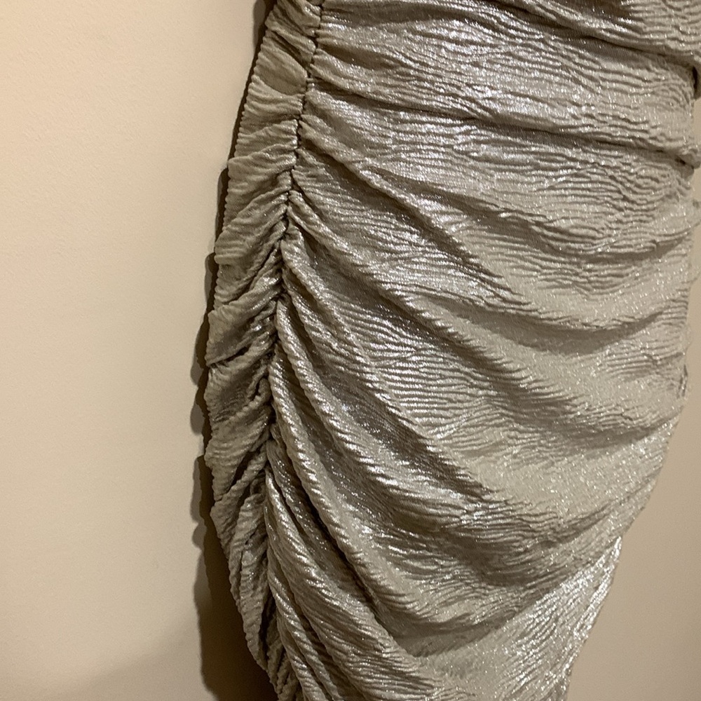 VENUS dress - Picture 4 of 8